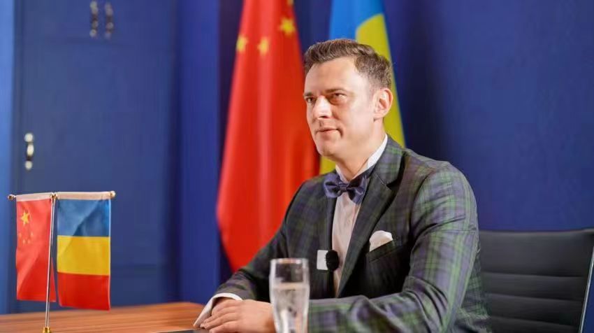 中國將繼續(xù)保持政治穩(wěn)定，這將能更好地促進經濟發(fā)展